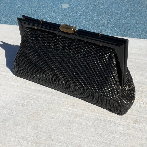 Whiting & Davis Black & Gold Undertone Mesh Handbag - Picture 7 of 13